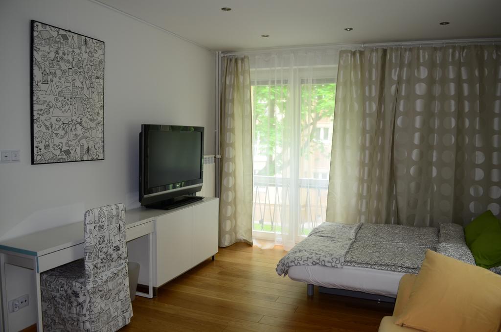 Studio Solidarnosci Warsaw Room photo